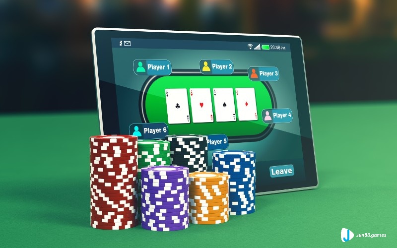 Kinh nghiệm chơi Poker online là gì? Tổng quan về trò Poker